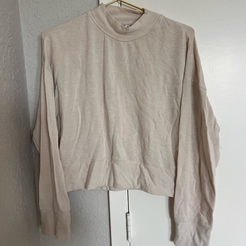 Fabletics long sleeve cropped top, cream